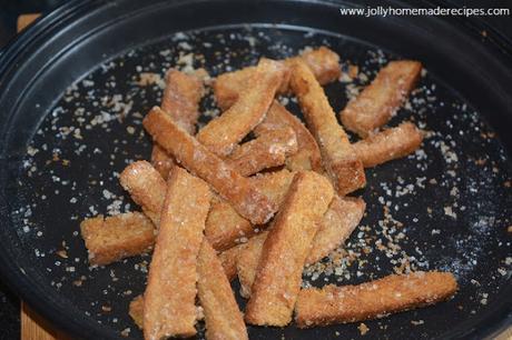 Cinnamon Sugar Bread Crust Treats, Leftover Cinnamon Sugar Breadsticks Recipe