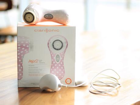 GENTLY USED CLARISONIC MIA 2 FOR SALE