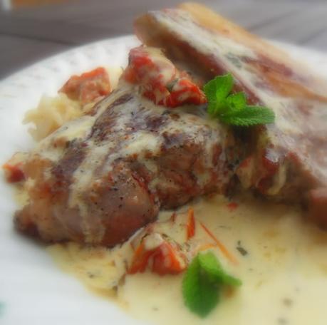 Garlic Lamb Cutlets with a Mint & Sun Blush Tomato Sauce