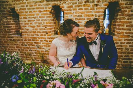 LUCY & ELLIOTT | HALES HALL BARN | A NORFOLK WEDDING