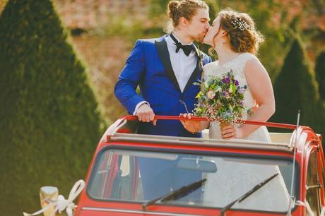 LUCY & ELLIOTT | HALES HALL BARN | A NORFOLK WEDDING