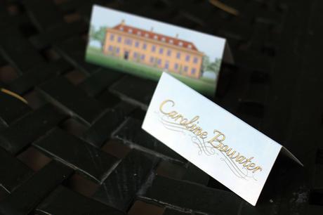 Front and back of Holbrook house place cards