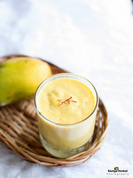 mango dates smoothie - easy mango recipes