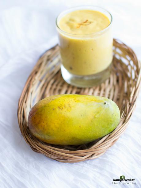 mango dates smoothie - easy mango recipes