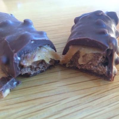 Today's Review: Magnum Double Peanut Butter Bar