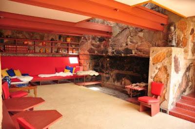 FRANK LLOYD WRIGHT’S TALIESIN WEST – Guest Post by Caroline Hatton