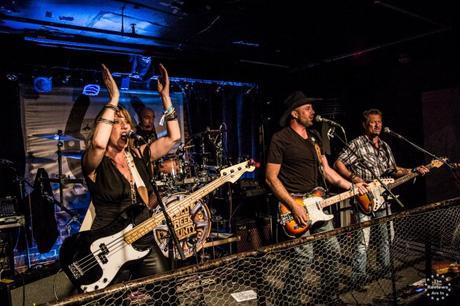 CMW 2016: Country Music Friday with Cold Creek County, Chris Lane, River Town Saints, Petric & Domino