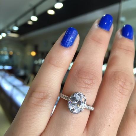 Gorgeous Tacori oval engagement ring