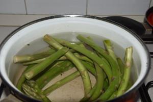 Involtini di asparagi. La mia ricetta. My recipe of asparagus rolls