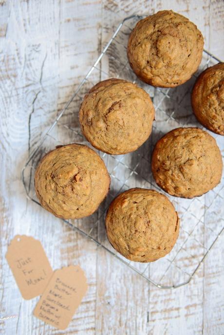 Whole Grain Banana Turmeric Muffins // www.WithTheGrains.com