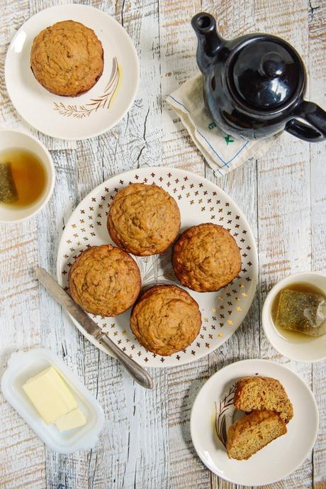 Whole Grain Banana Turmeric Muffins // www.WithTheGrains.com