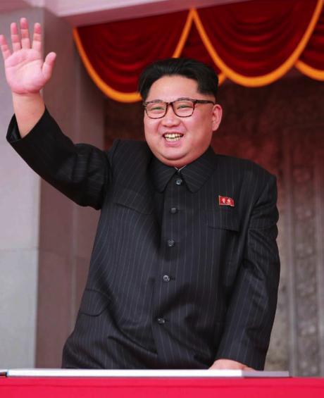Kim Jong Un waves to parade participants in Kim Il Sung Square on May 10, 2016 (Photo: Rodong Sinmun).