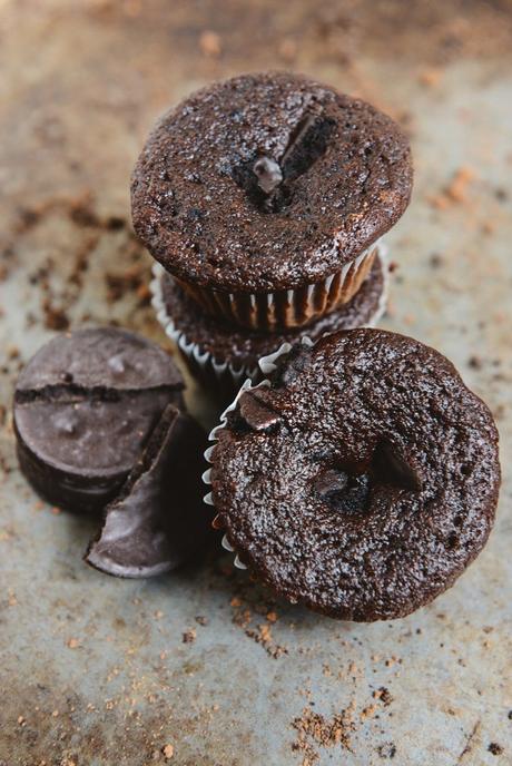 Whole Grain Chocolate Cupcakes with a Fudge Mint Cookie Crunch // www.WithTheGrains.com