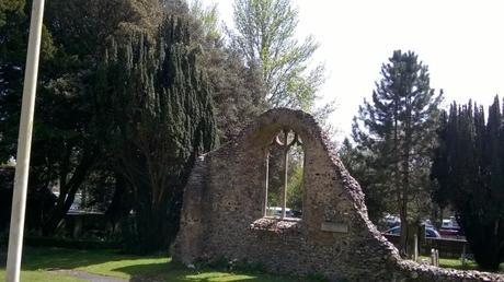 Ruins of old Thorpe St Andrew Church