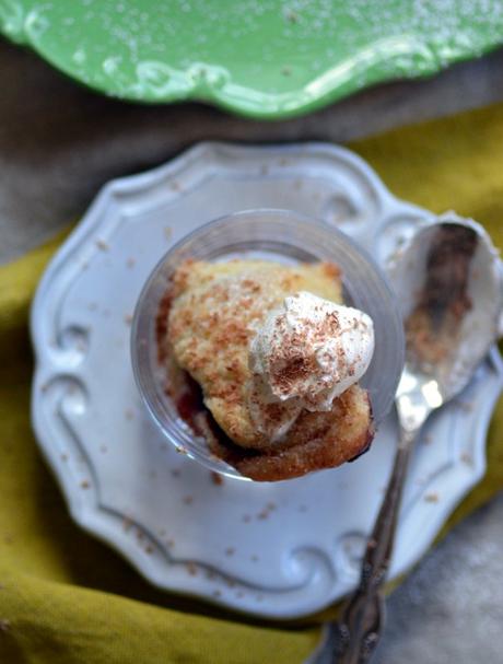 strawberry chocolate beignets