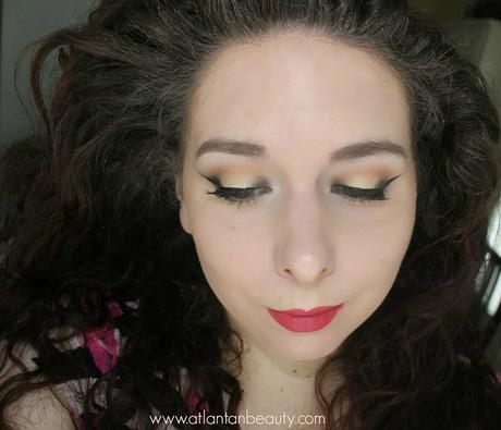 Black and gold eyeshadow