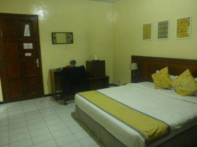Staying at Hotel Baraka in Downtown Dakar, Senegal My cosy room at Hotel Baraka in Dowtown Dakar, Senegal