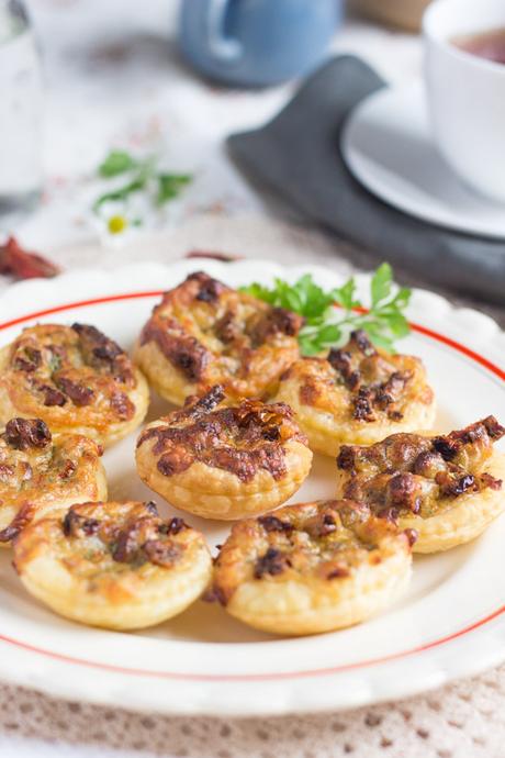 Sun-dried Tomato and Pesto Mini Quiches | The Recipe Redux