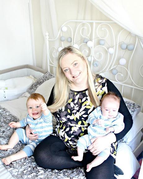 Life With Irish Twins: Finding Out & The First Weeks