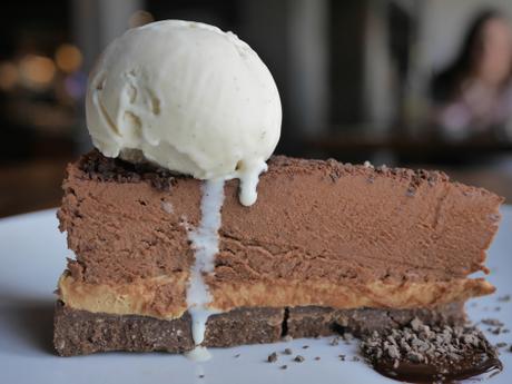 Mississippi mud pie with vanilla ice cream