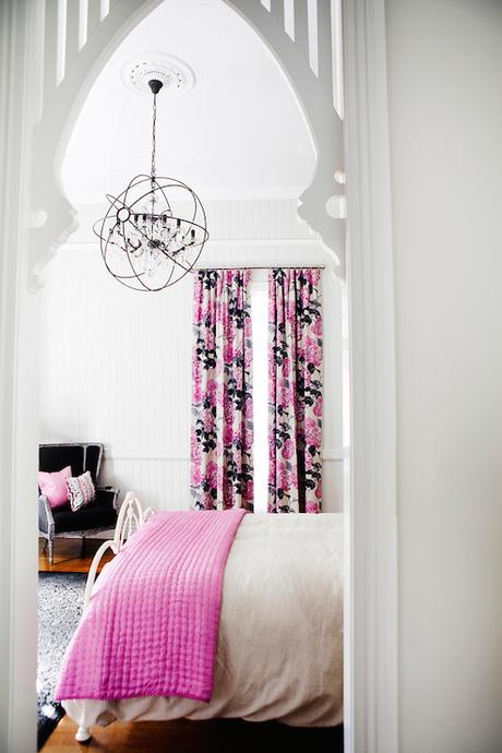 Beautiful bedrooms in shades of gray Beautiful bedrooms in shades of gray