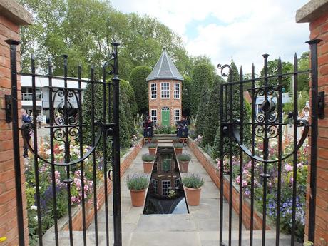 RHS Chelsea Flower Show 2016 - Show Gardens