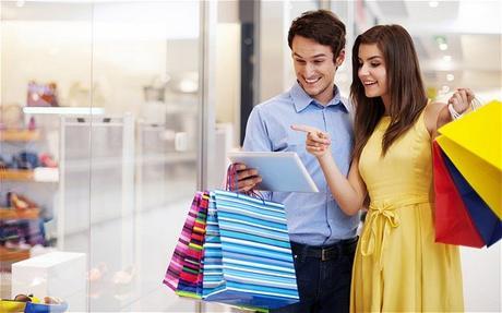 5 Smart Ways For Every Shopaholic to Save Money While Shopping