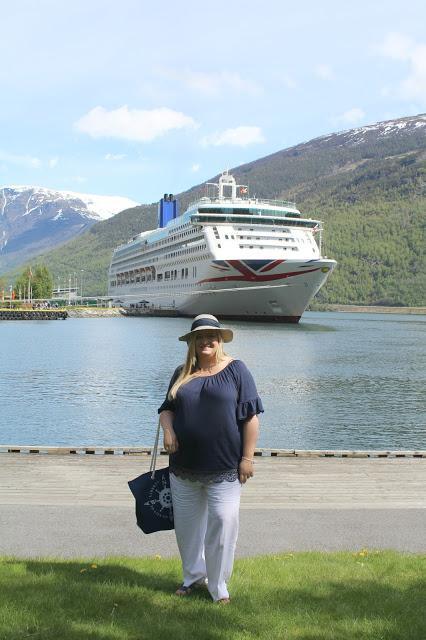 Dressing For A Cruise As A Plus-Sized, NON Body Confident Woman!