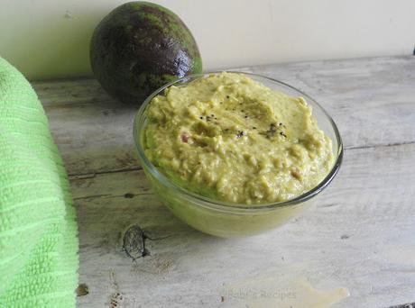 Avocado - Coconut Chutney | Side Dish for Idli / Dosa