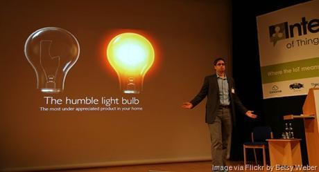 intrapreneur-light-bulb