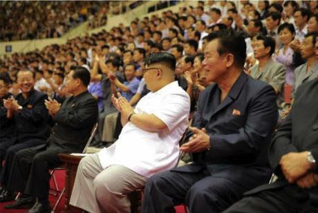 Kim Jong Un and senior WPK officials watch a men's basketball game between the Sobaeksu and Chinese Olympic Team (Photo: Rodong Sinmun).