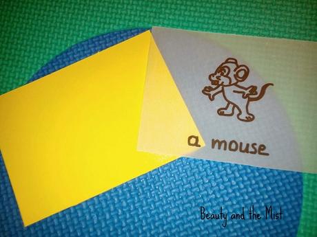 DIY: Flashcards For Toddlers