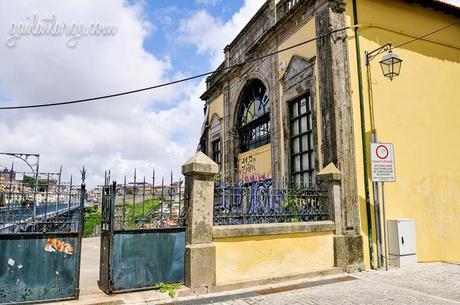 former Lima Móveis building, Vila Nova de Gaia