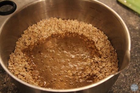 Crunchy Chocolate Flapjack Bars