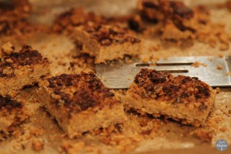 Crunchy Chocolate Flapjack Bars