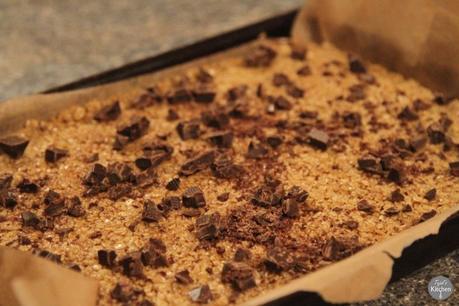 Crunchy Chocolate Flapjack Bars