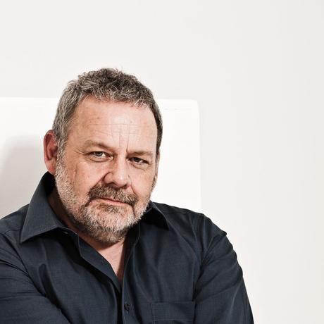 61yo man tops the Amazon download chart after his dying wife funded his dream 61yo man tops the Amazon download chart after his dying wife funded his dream