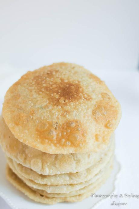 Radhaballavi ( Stuffed Chana Daal Poori ) with Niramish Aloo Dum