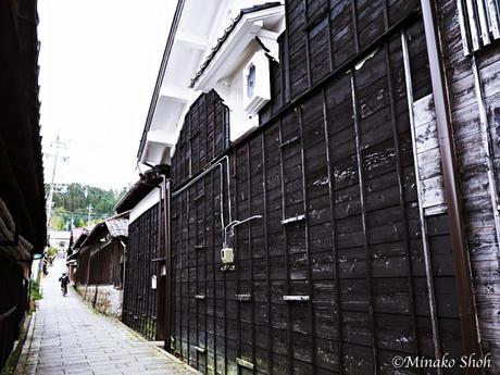中馬街道の脇道宿場町、日本大正村・明智 /  Akechi, where Nanboku and Chuma highways come together.