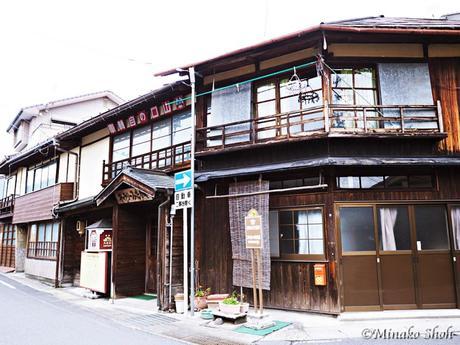 中馬街道の脇道宿場町、日本大正村・明智 /  Akechi, where Nanboku and Chuma highways come together.