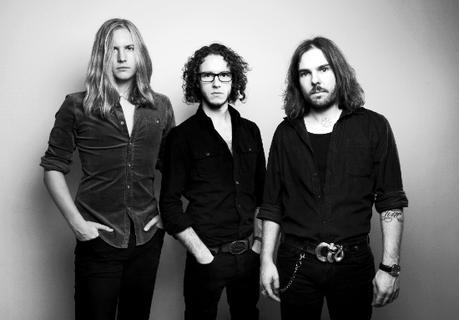 London psych rock trio Bright Curse release new single 'Lady Freedom'
