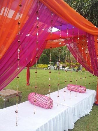 12 Best Hanging Decoration Ideas For Wedding!