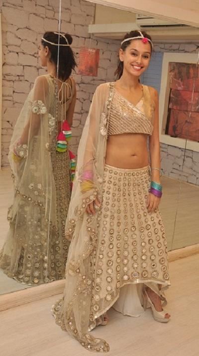 9 Awesome Collection of Mirror Work Lehenga For Brides