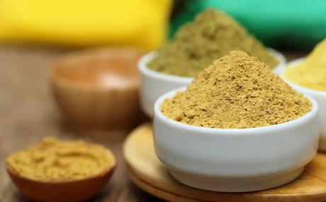 Sandalwood Powder - remedy to get rid of whiteheads