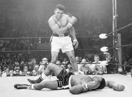 Muhammad Ali defeats Sonny Liston
