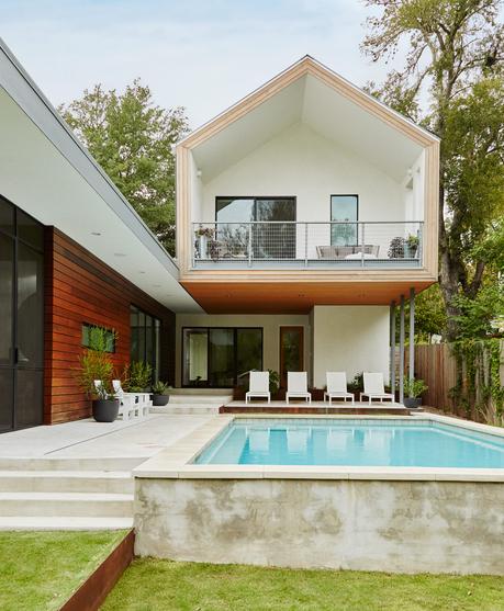 The profile of this Texas home highlights features in home like the patio and pool, along with its unique architecture. 