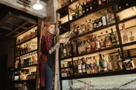 How to Determine Optimal Inventory Levels For Your Bar