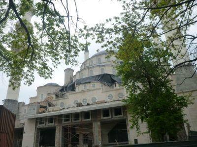 Backpacking in Kyrgyzstan: My Top 20 Sights in Bishkek The New Mosque in Bishkek