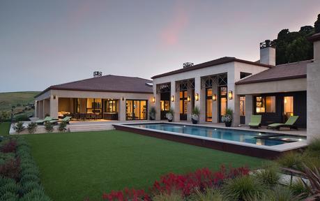 The Modern Serenity house by Francis Garcia.
