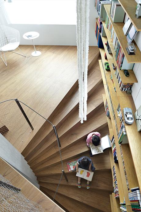 coil house, tokyo, staircase, bookshelves